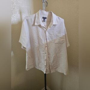 Van Heusen Short Sleeve Button Up Shirt With Pocket Size XL 17-17 1/2